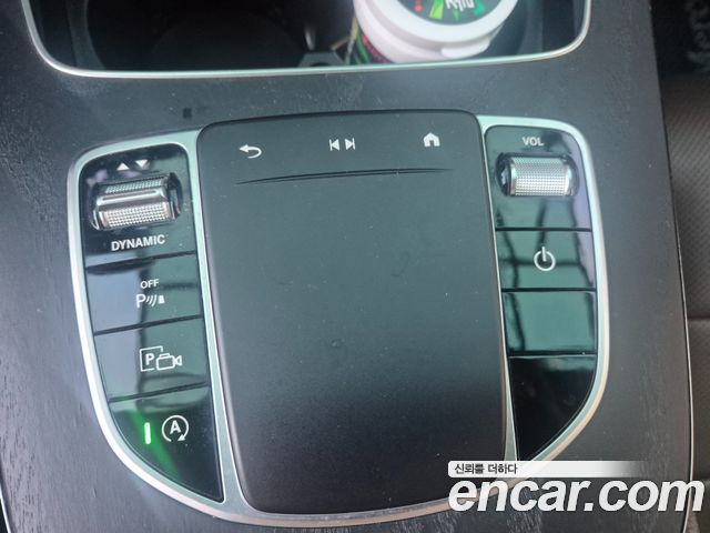 Mercedes-Benz E-Class 2021 — photo 13