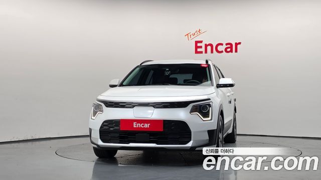 Kia Niro 2023 — photo 3