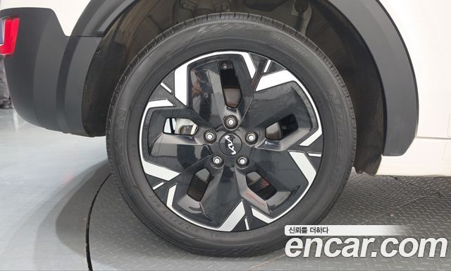 Kia Niro 2023 — photo 5