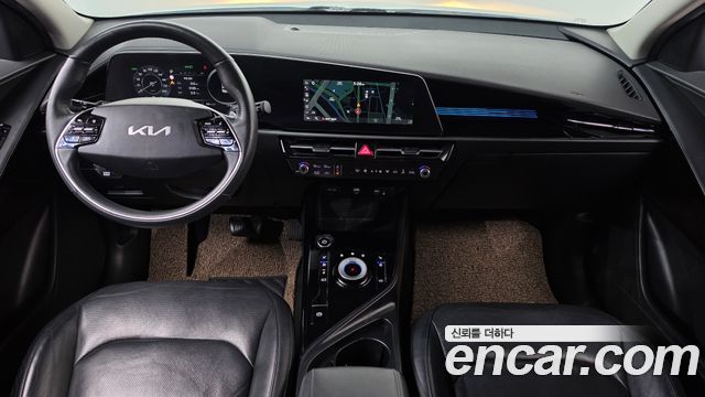 Kia Niro 2023 — photo 10
