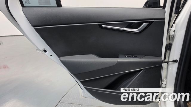 Kia Niro 2023 — photo 15