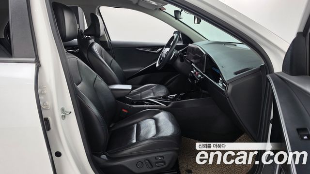 Kia Niro 2023 — photo 16