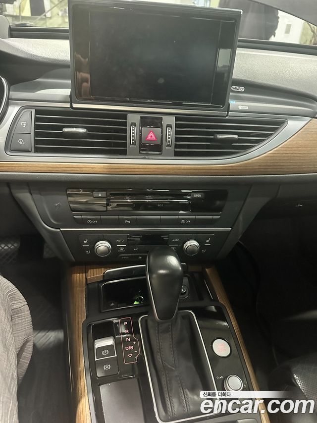 Audi A6 2016 — photo 9