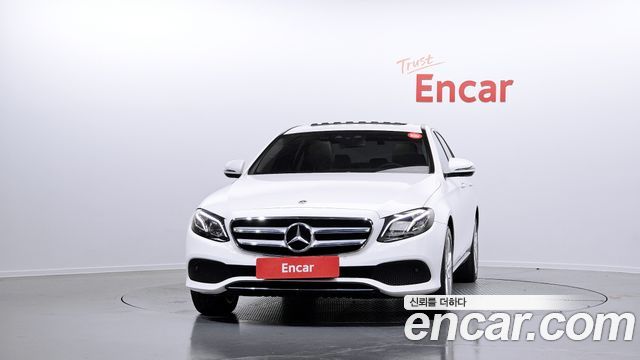 Mercedes-Benz E-Class 2018 — photo 3