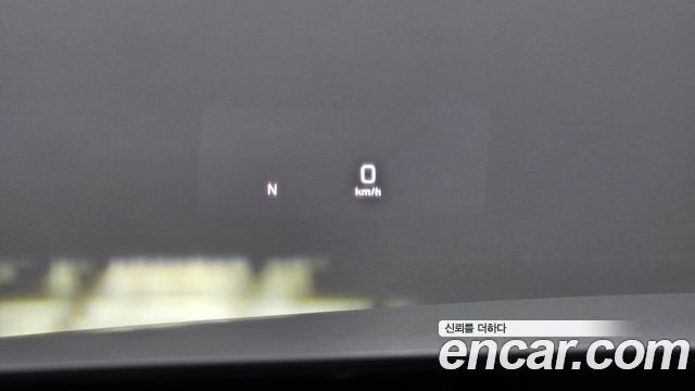 Mercedes-Benz E-Class 2018 — photo 19
