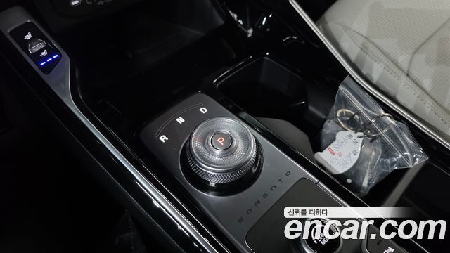 Kia Sorento 2024 — photo 12