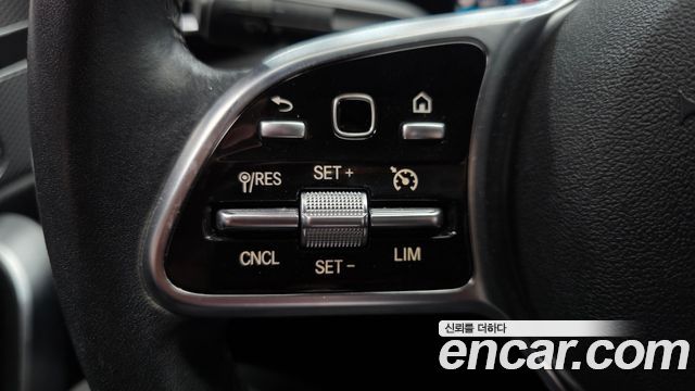 Mercedes-Benz A-Class 2021 — photo 22