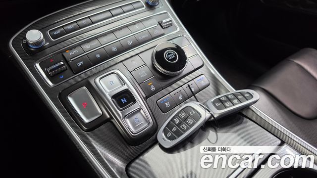 Hyundai Santafe 2021 — photo 9