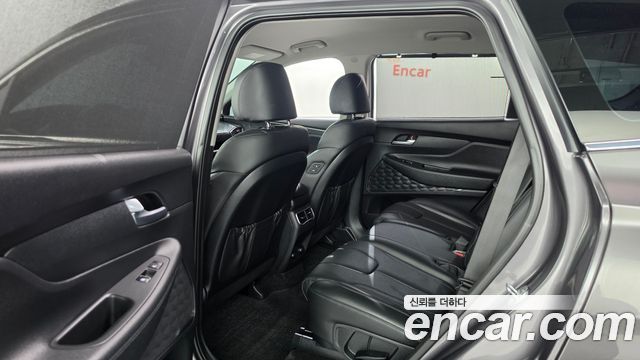 Hyundai Santafe 2021 — photo 11