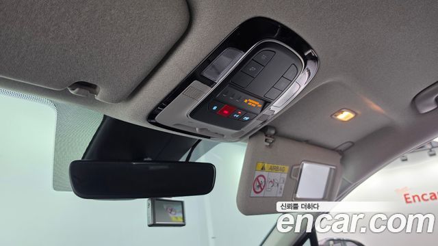 Hyundai Santafe 2021 — photo 18