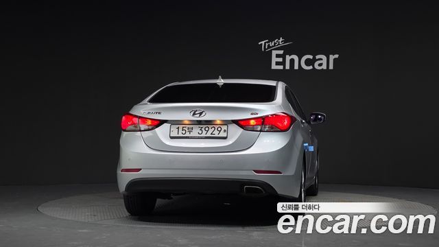 Hyundai AVANTE 2014 — photo 4