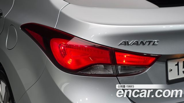 Hyundai AVANTE 2014 — photo 9