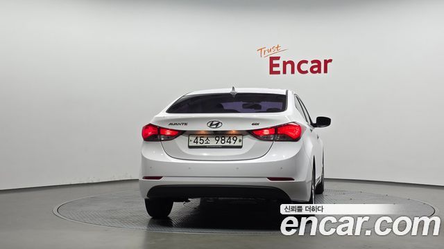 Hyundai AVANTE 2014 — photo 4