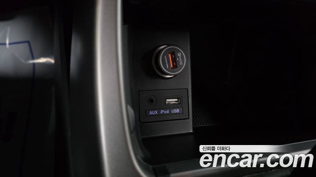 Hyundai AVANTE 2014 — photo 29