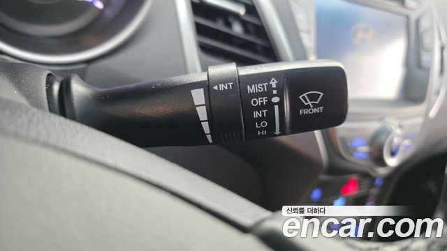Hyundai AVANTE 2014 — photo 34