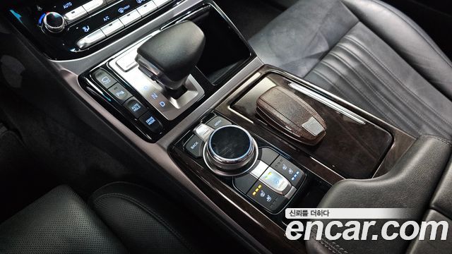 Genesis EQ900 2016 — photo 9