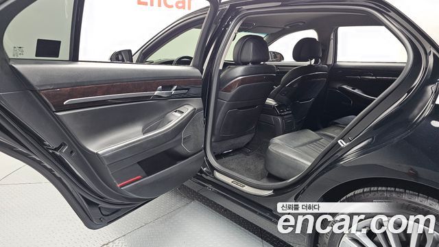 Genesis EQ900 2016 — photo 12
