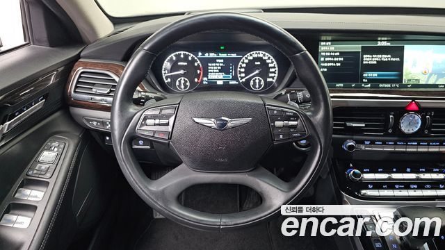 Genesis EQ900 2016 — photo 13
