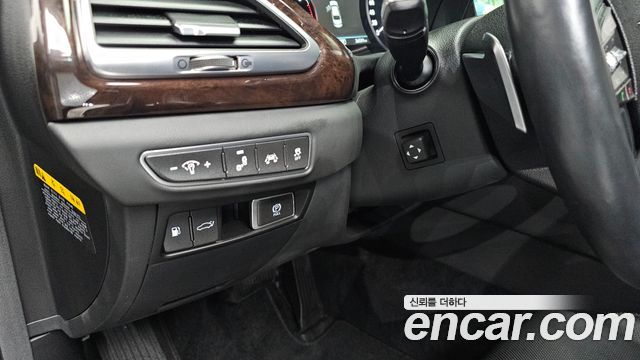 Genesis EQ900 2016 — photo 18