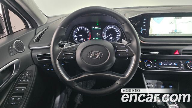 Hyundai Sonata 2022 — photo 13