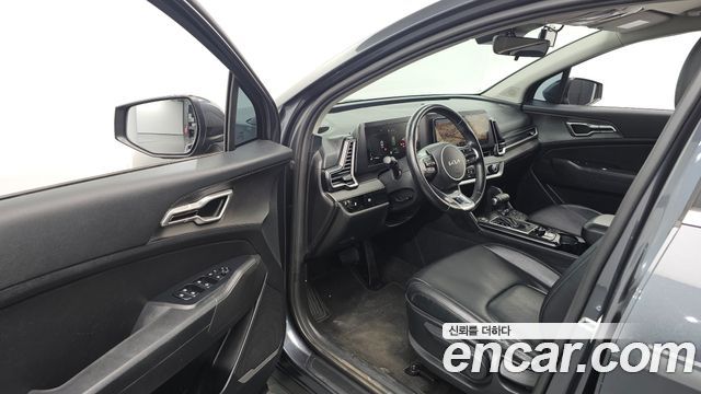Kia Sportage 2022 — photo 12