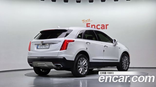 Cadillac XT5 2018 — photo 2