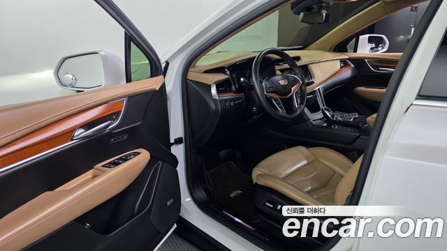 Cadillac XT5 2018 — photo 13