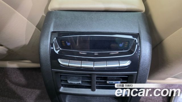Cadillac XT5 2018 — photo 25