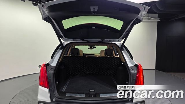 Cadillac XT5 2018 — photo 26