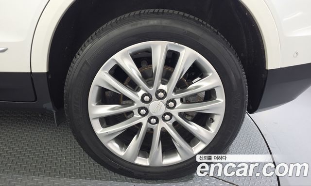 Cadillac XT5 2018 — photo 7