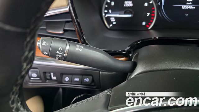 Cadillac XT5 2018 — photo 36