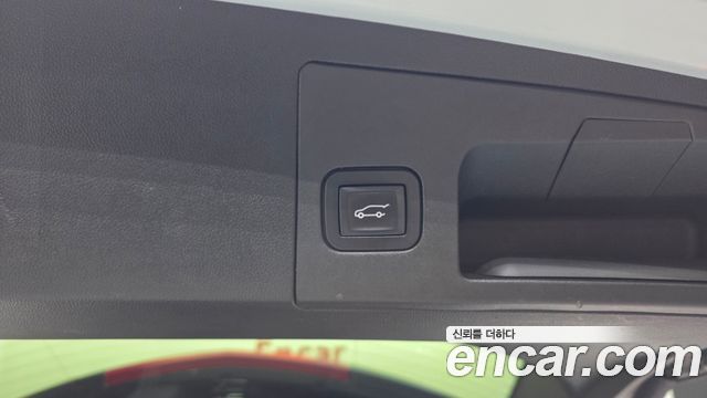 Cadillac XT5 2018 — photo 37