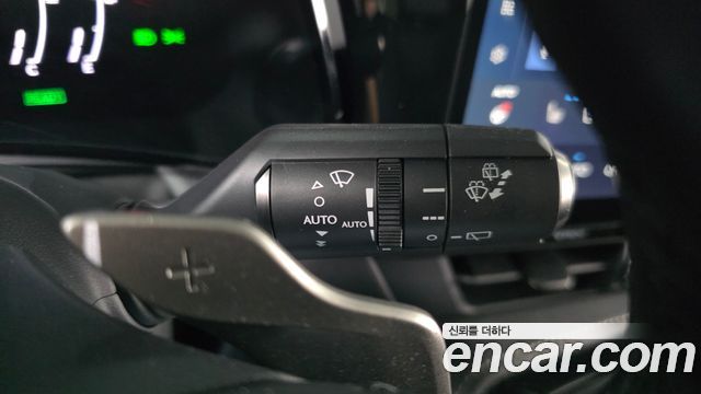 Lexus NX 2022 — photo 28