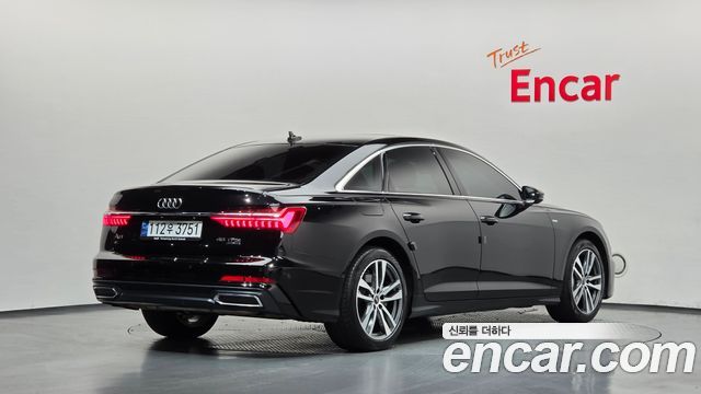 Audi A6 2023 — photo 2
