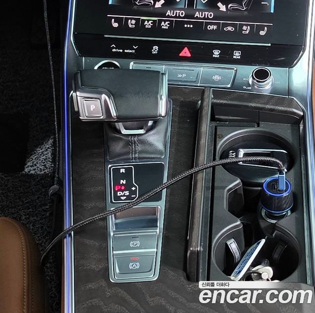 Audi A6 2023 — photo 12