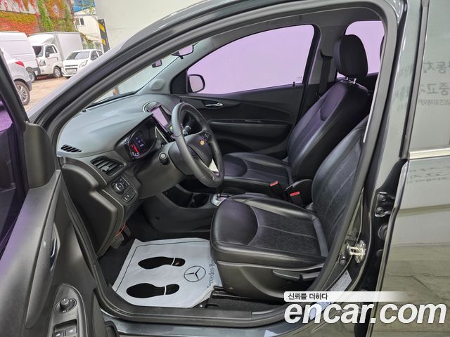 Chevrolet Korea Spark 2018 — photo 11