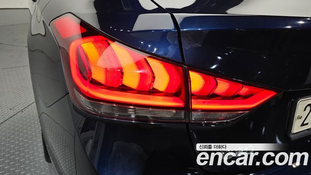 Genesis G80 2019 — photo 9