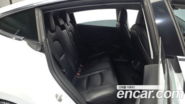 Tesla Model 3 2020 — photo 17