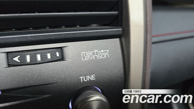 Lexus RX 2021 — photo 13