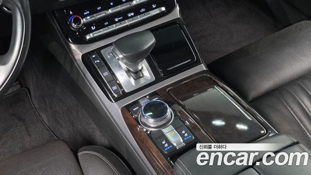 Genesis EQ900 2016 — photo 9