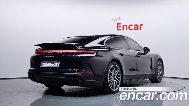 Porsche Panamera 2024 — photo 2