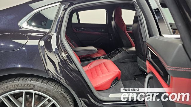 Porsche Panamera 2024 — photo 17