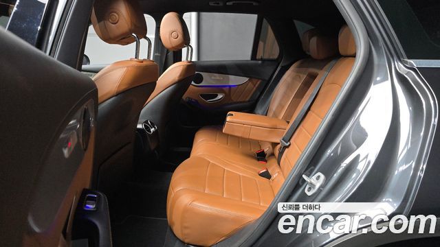 Mercedes-Benz GLC-Class 2022 — photo 18