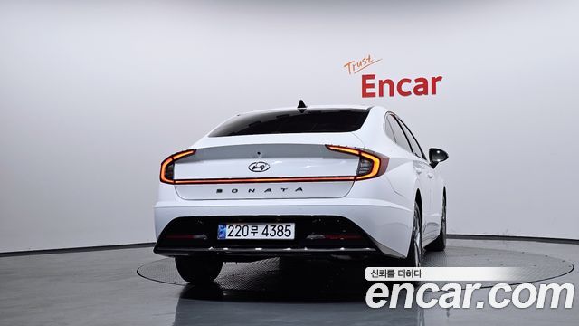 Hyundai Sonata 2022 — photo 4