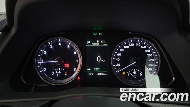 Hyundai Sonata 2022 — photo 11