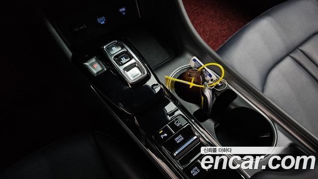 Hyundai Sonata 2022 — photo 12
