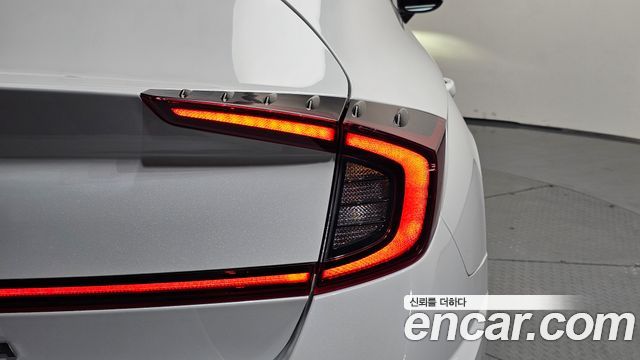 Hyundai Sonata 2022 — photo 9