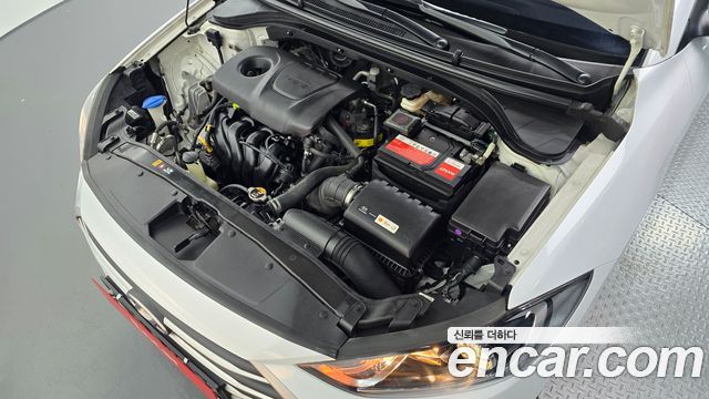 Hyundai AVANTE 2018 — photo 6