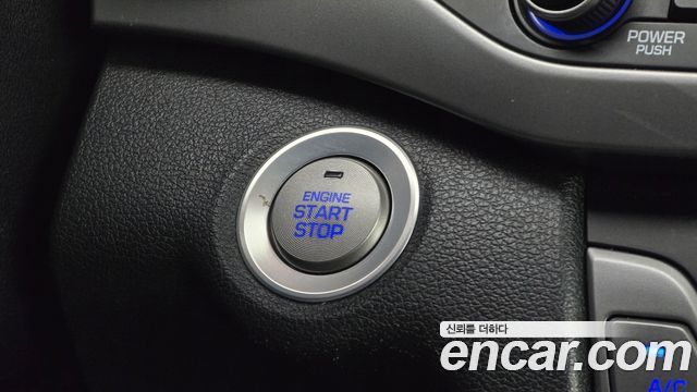 Hyundai AVANTE 2018 — photo 25