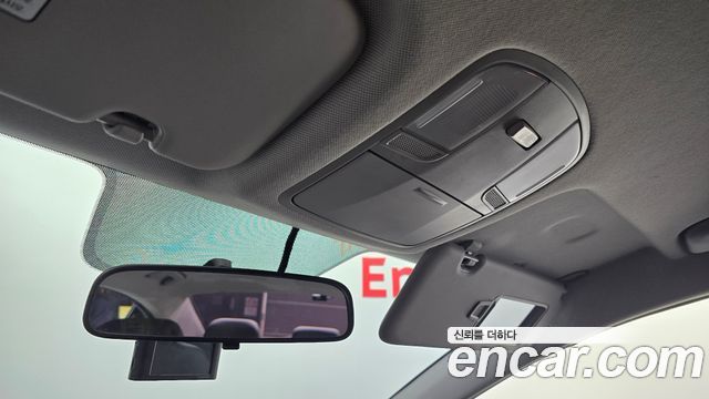 Hyundai AVANTE 2018 — photo 30